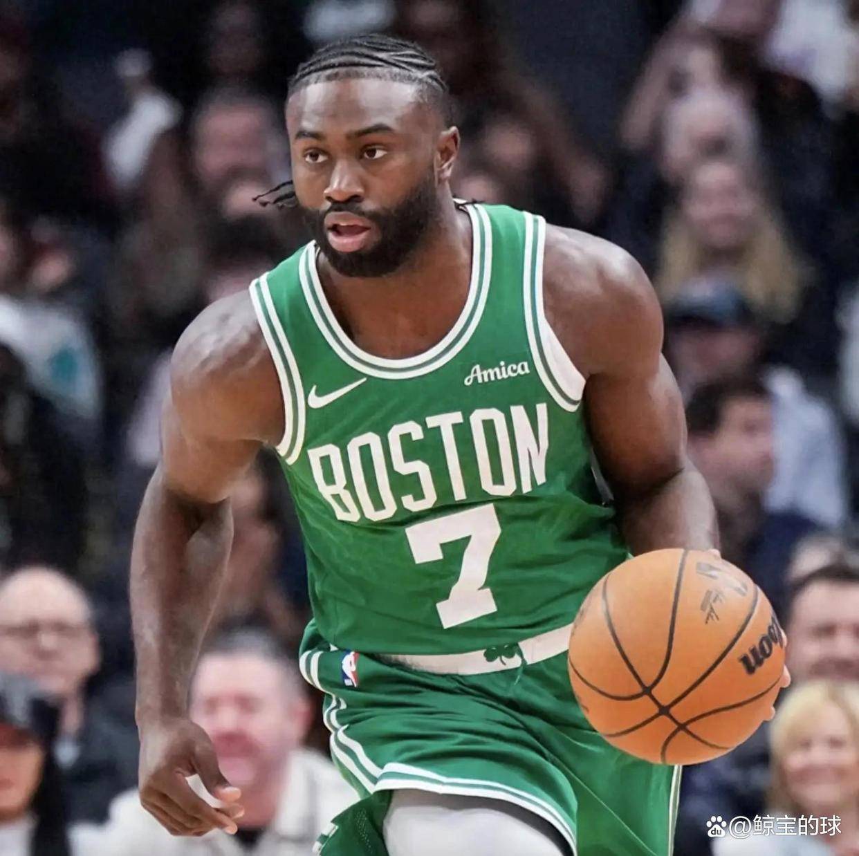 包含NBA常规赛76人主场102-100险胜凯尔特人马克西21+9布朗空砍24分的词条