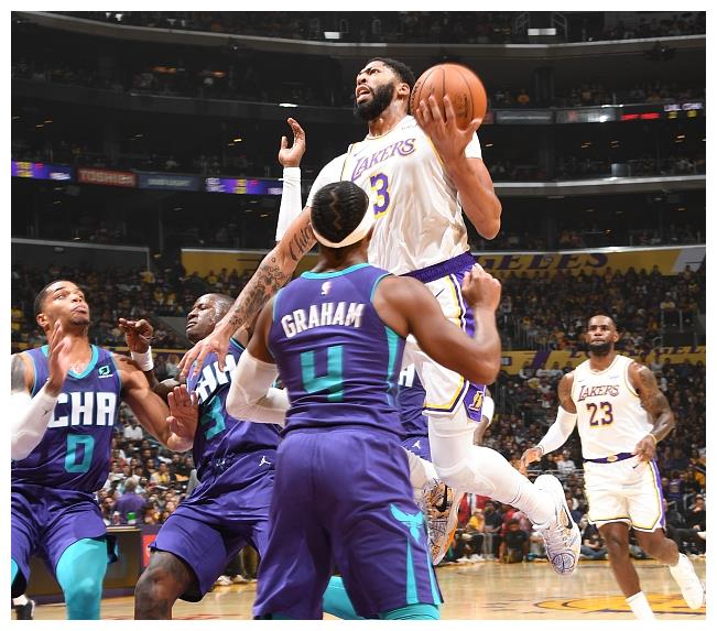 包含曝戴维斯被交易可能性非常低赛季至今仅出战5场的词条 第1张 包含曝戴维斯被交易可能性非常低赛季至今仅出战5场的词条 第1张