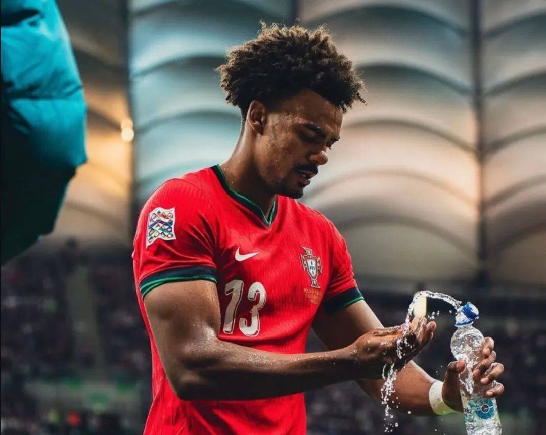 关于罗马诺:恩昆库希望加盟拜仁切尔西排除租借的信息 第2张 关于罗马诺:恩昆库希望加盟拜仁切尔西排除租借的信息 第2张