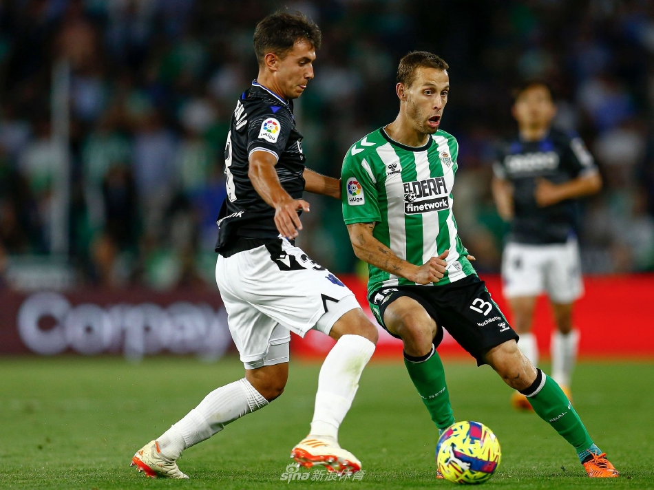 西甲莱万特2-2皇家贝蒂斯贝蒂斯三轮不胜的简单介绍  第1张