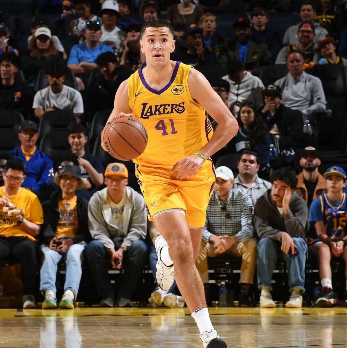 欧篮联:安纳托利亚艾菲斯VS巴塞罗那的简单介绍  第2张