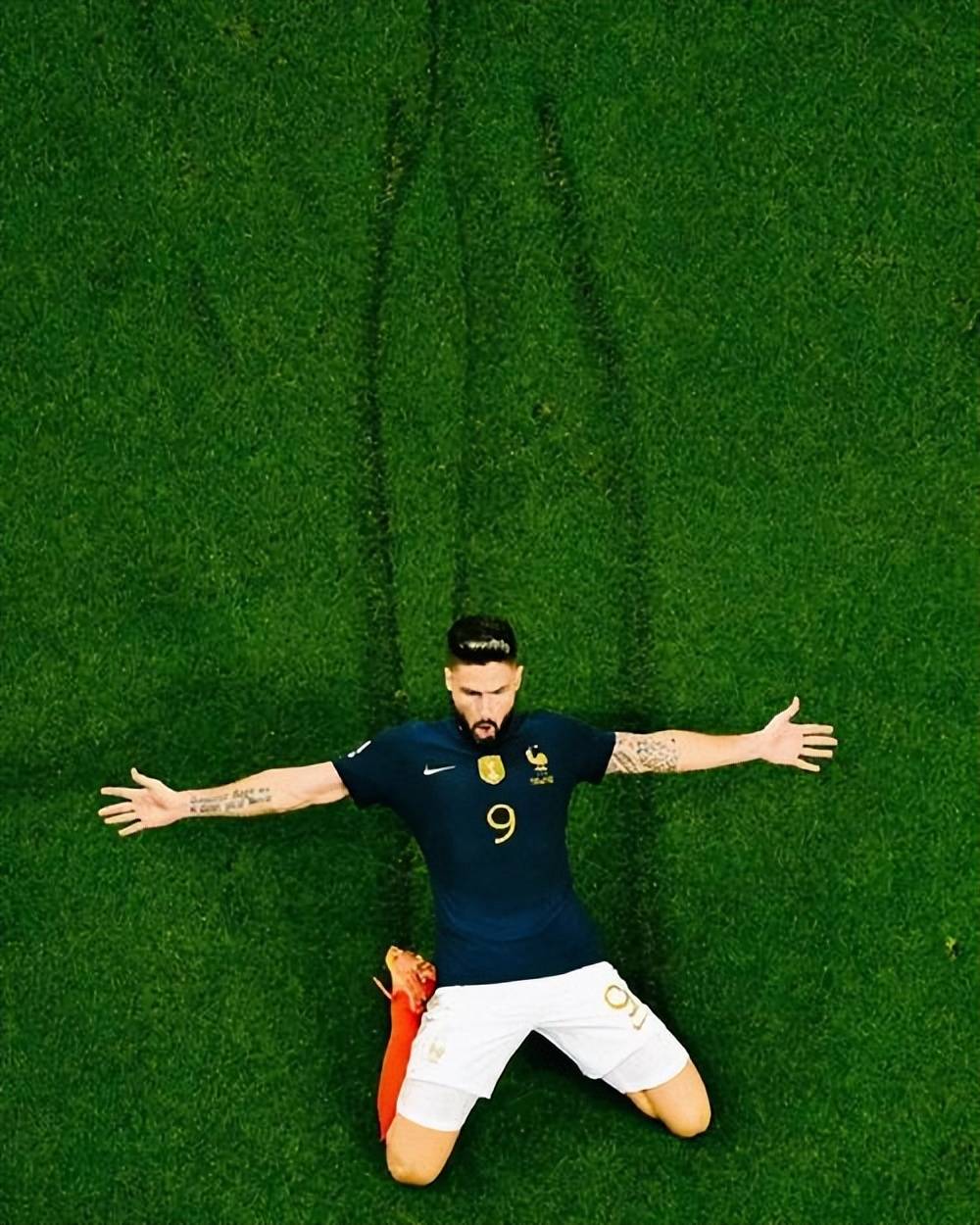 巴黎有意巴萨18岁中场胡安-埃尔南德斯巴萨与球员续约的事尚未敲定的简单介绍 第2张 巴黎有意巴萨18岁中场胡安-埃尔南德斯巴萨与球员续约的事尚未敲定的简单介绍 第2张