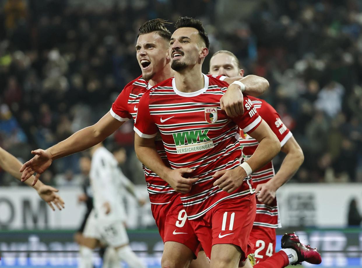 德甲海登海姆VS法兰克福专家推荐法兰克福碾压弱旅的简单介绍 第1张 德甲海登海姆VS法兰克福专家推荐法兰克福碾压弱旅的简单介绍 第1张