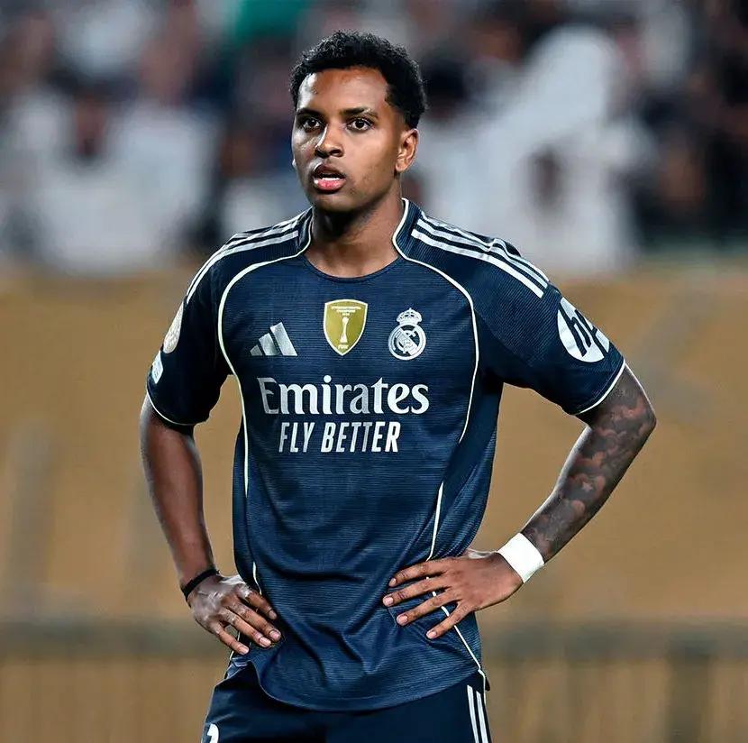 关于莱昂不再与J罗续约合同结束后将离队的信息 第1张 关于莱昂不再与J罗续约合同结束后将离队的信息 第1张