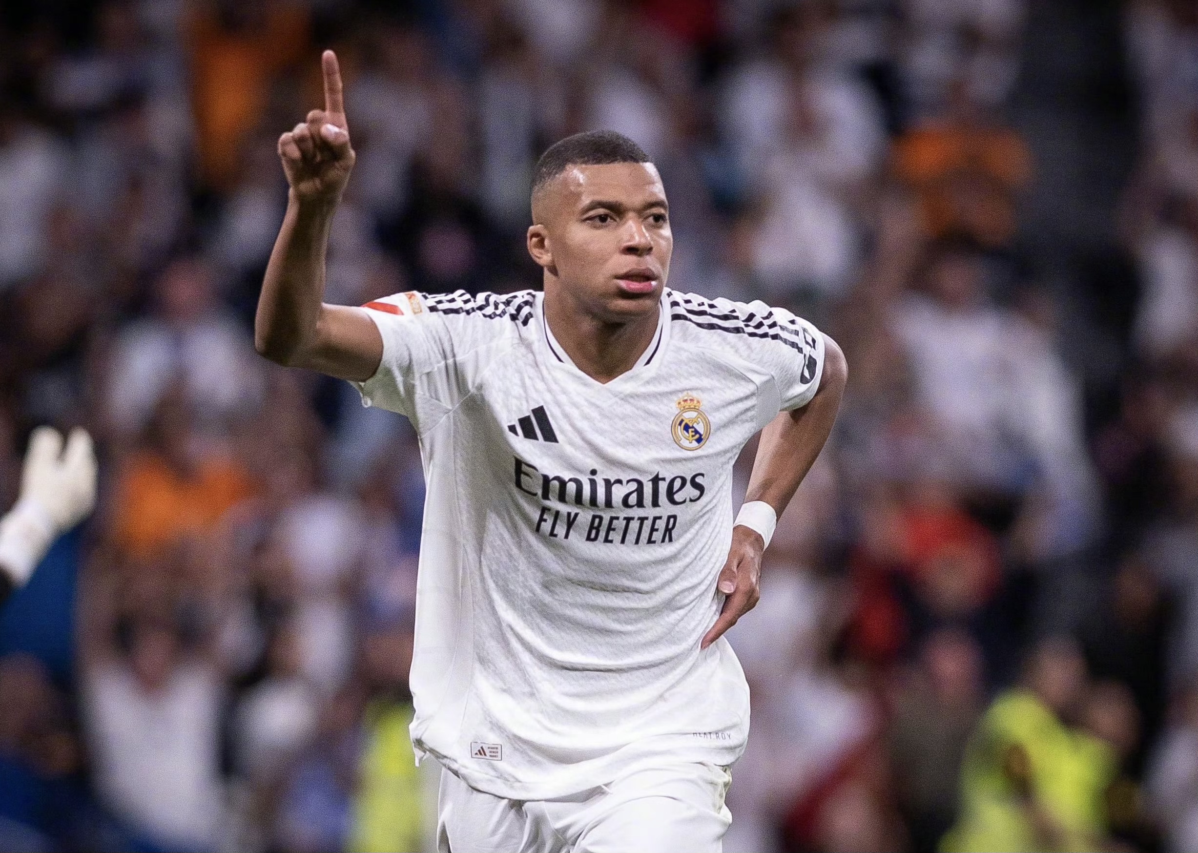 姆巴佩斩获西甲金靴打进31球 第1张 姆巴佩斩获西甲金靴打进31球 第1张