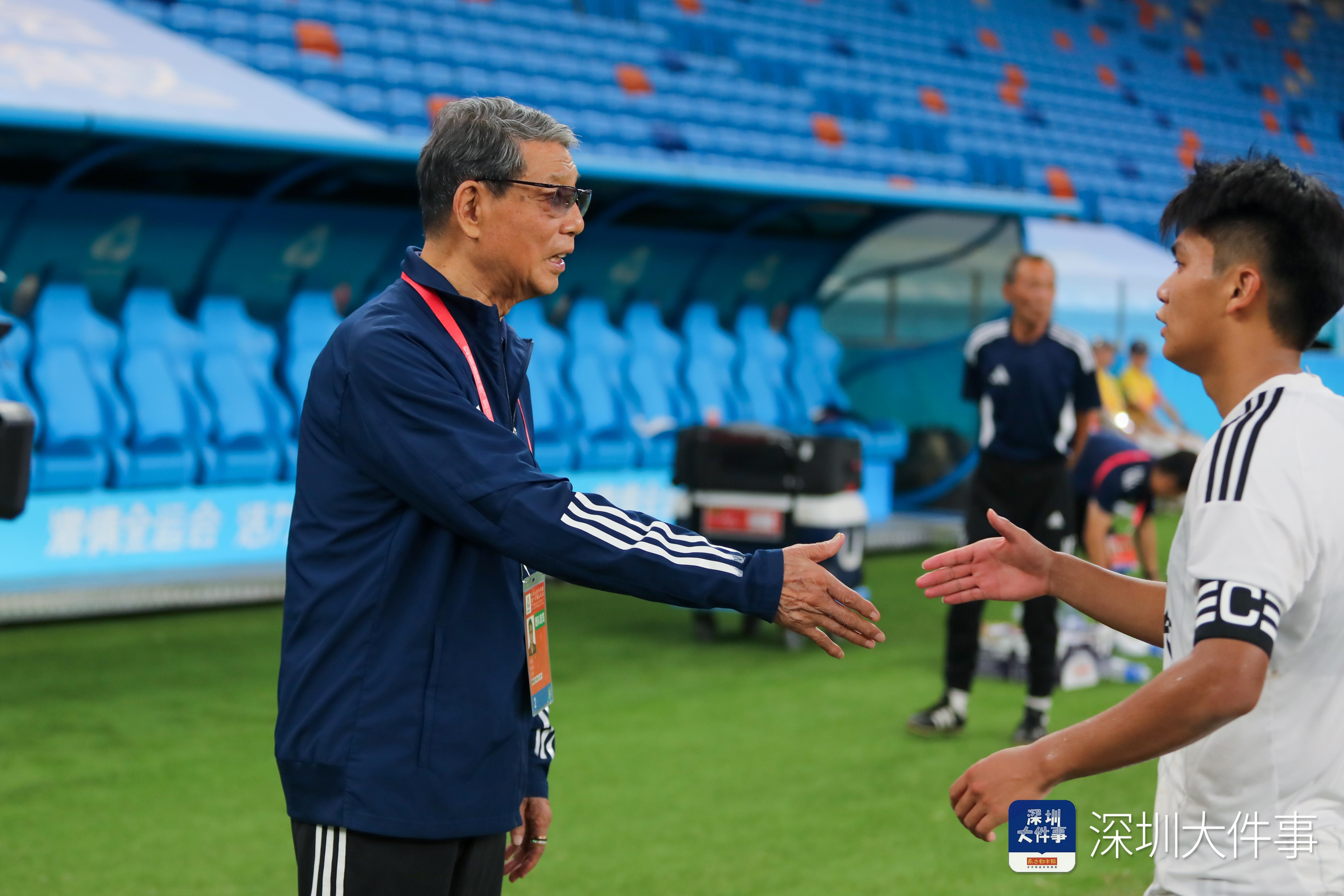 徐根宝率上海U20进四强艰难逆转新疆队的简单介绍 第2张 徐根宝率上海U20进四强艰难逆转新疆队的简单介绍 第2张