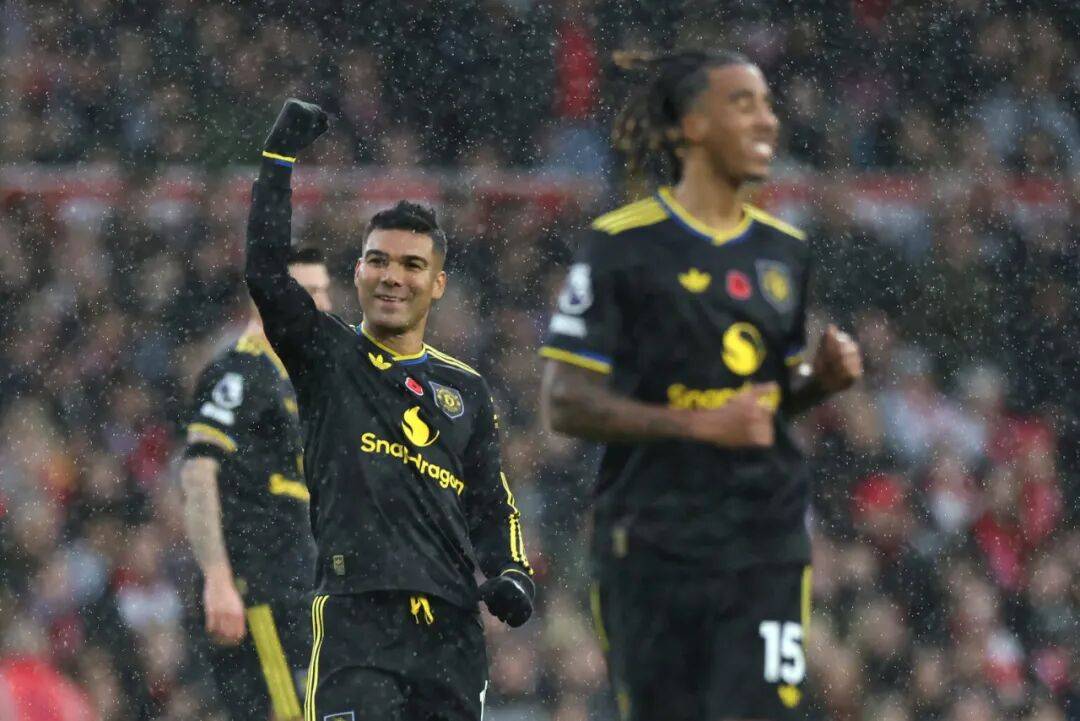 包含曼联有意与卡塞米罗续约球员的高薪可能成为限制的词条 第1张 包含曼联有意与卡塞米罗续约球员的高薪可能成为限制的词条 第1张