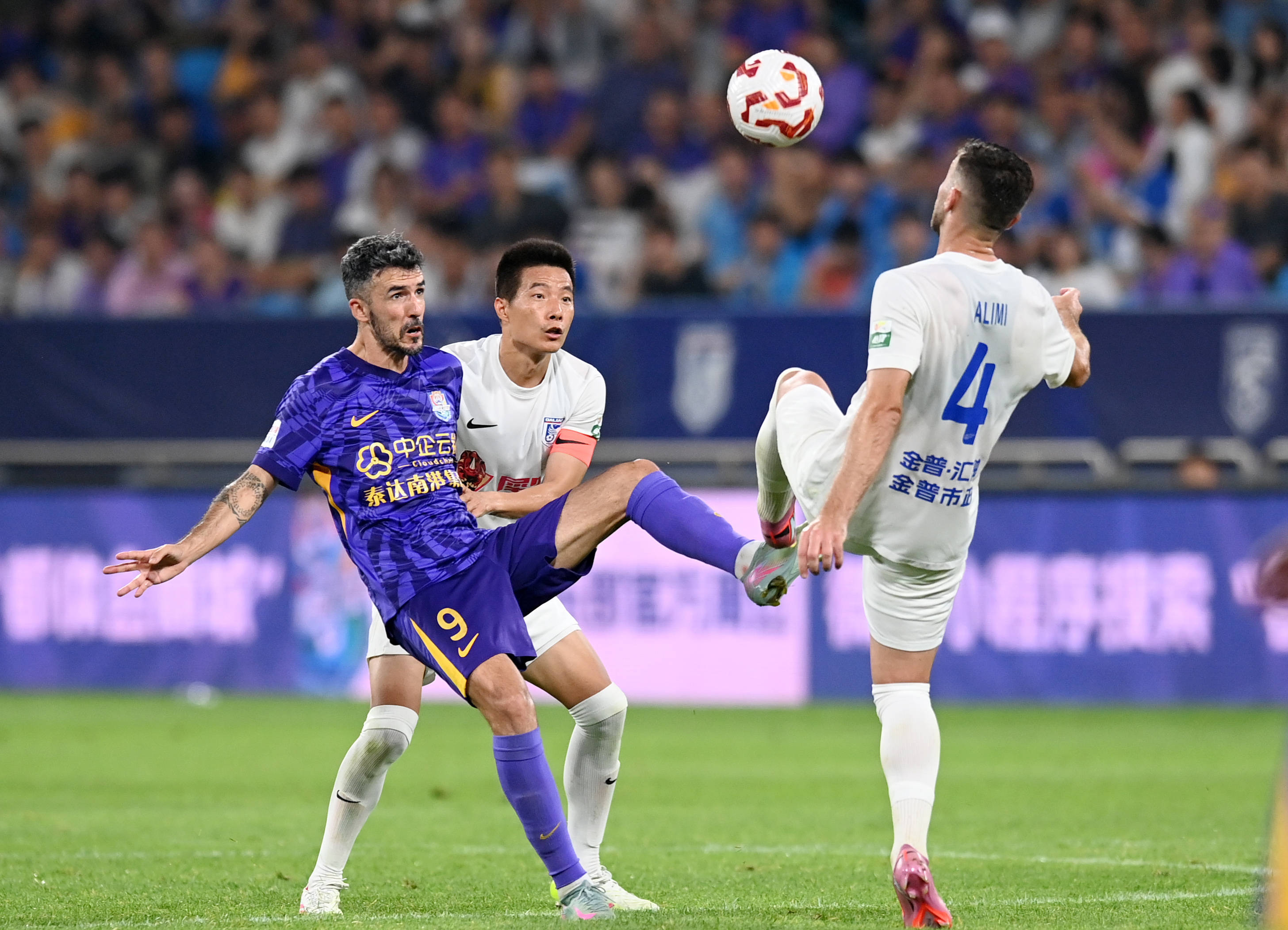 中超山东泰山2-1天津津门虎卡扎破门泽卡头球建功的简单介绍 第1张 中超山东泰山2-1天津津门虎卡扎破门泽卡头球建功的简单介绍 第1张