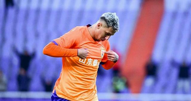 中超山东泰山2-1天津津门虎卡扎破门泽卡头球建功的简单介绍 第2张 中超山东泰山2-1天津津门虎卡扎破门泽卡头球建功的简单介绍 第2张