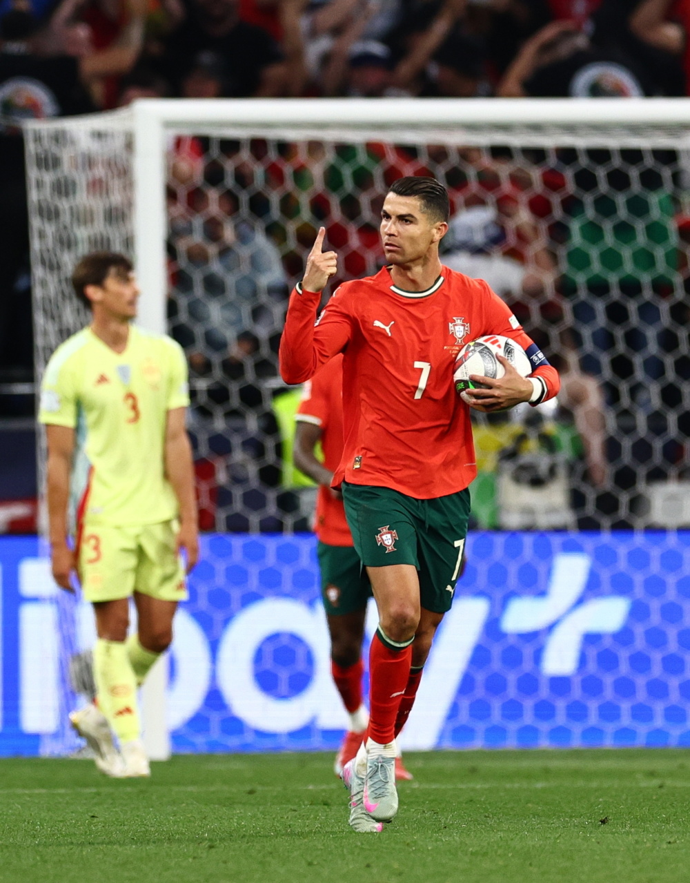 葡萄牙欧国联夺冠之路半决赛力克德国战车的简单介绍 第2张 葡萄牙欧国联夺冠之路半决赛力克德国战车的简单介绍 第2张