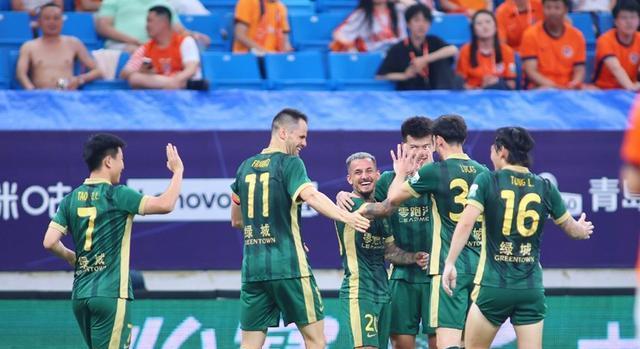 浙江队外援米特里策当选中超7月最佳球员两场打进3球的简单介绍 第1张 浙江队外援米特里策当选中超7月最佳球员两场打进3球的简单介绍 第1张