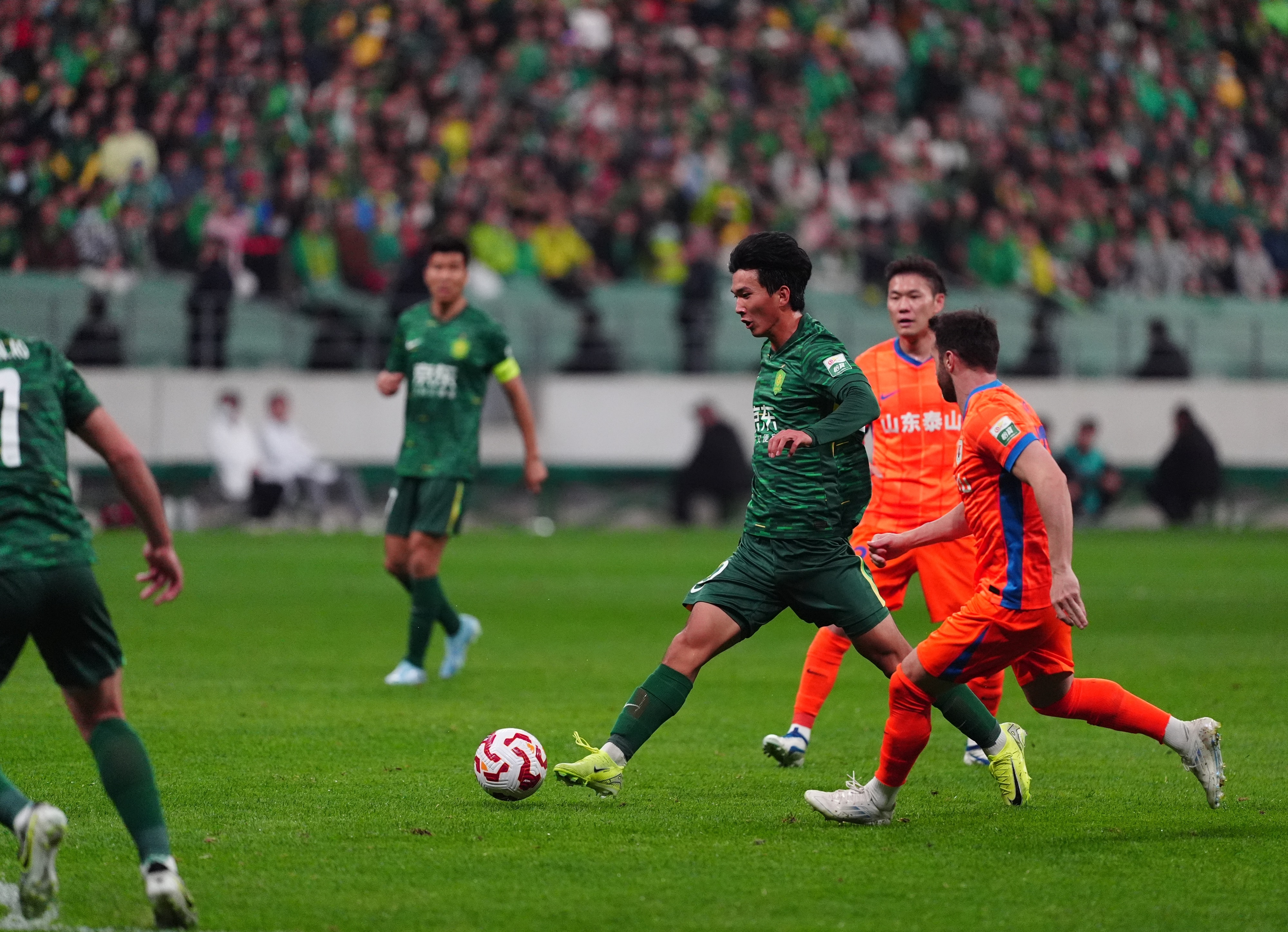 关于山东泰山将对阵北京国安泰山队曾在客场1-6惨败给国安的信息 第2张 关于山东泰山将对阵北京国安泰山队曾在客场1-6惨败给国安的信息 第2张