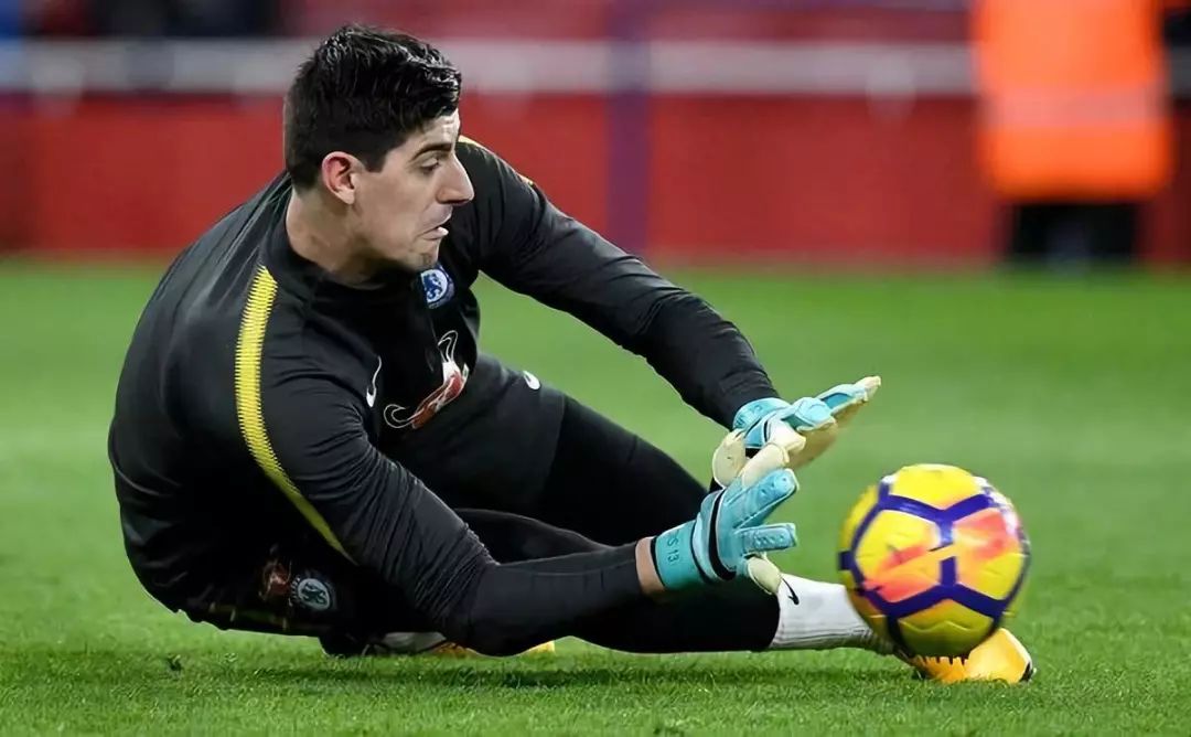 关于詹俊评夏窗英超球队引援投入近30亿英镑的信息 第2张 关于詹俊评夏窗英超球队引援投入近30亿英镑的信息 第2张