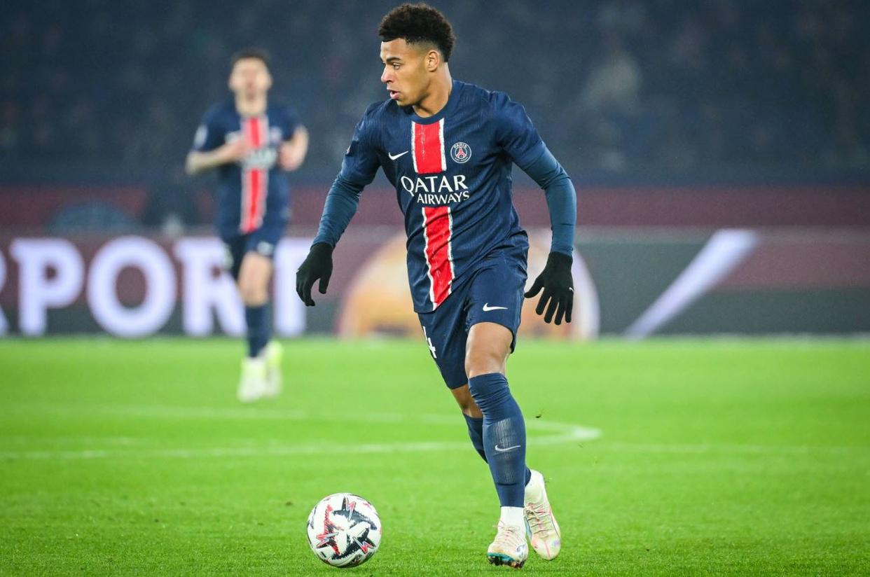 巴黎前锋杜埃将长期缺阵大腿肌肉严重撕裂的简单介绍  第1张