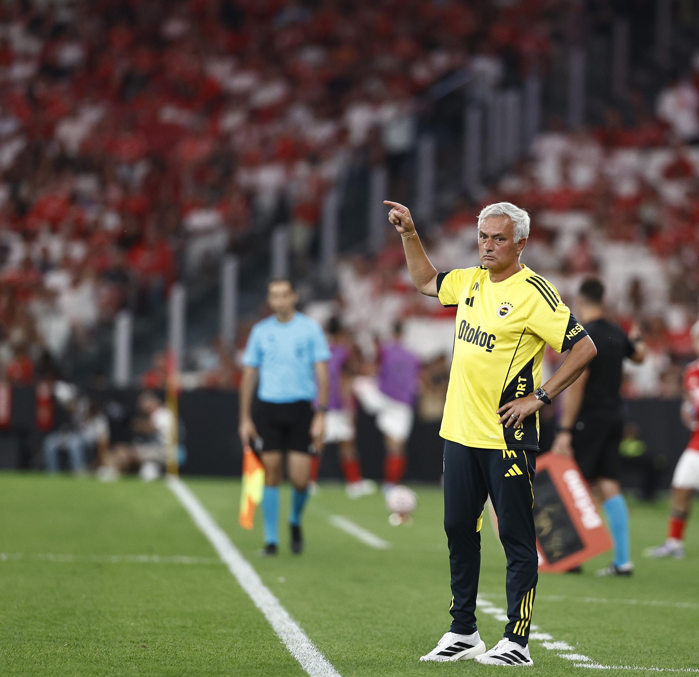 费内巴切再次关注比苏马热刺愿意出售球员的简单介绍