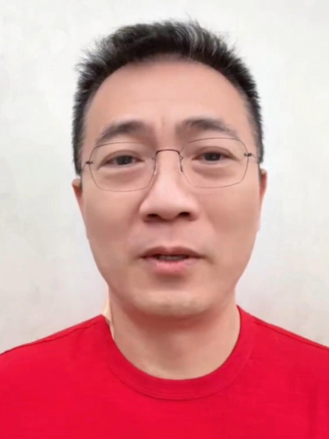 黄健翔谈苏超爆火:和淄博烧烤、尔滨欢迎你区别很大的简单介绍 第2张 黄健翔谈苏超爆火:和淄博烧烤、尔滨欢迎你区别很大的简单介绍 第2张