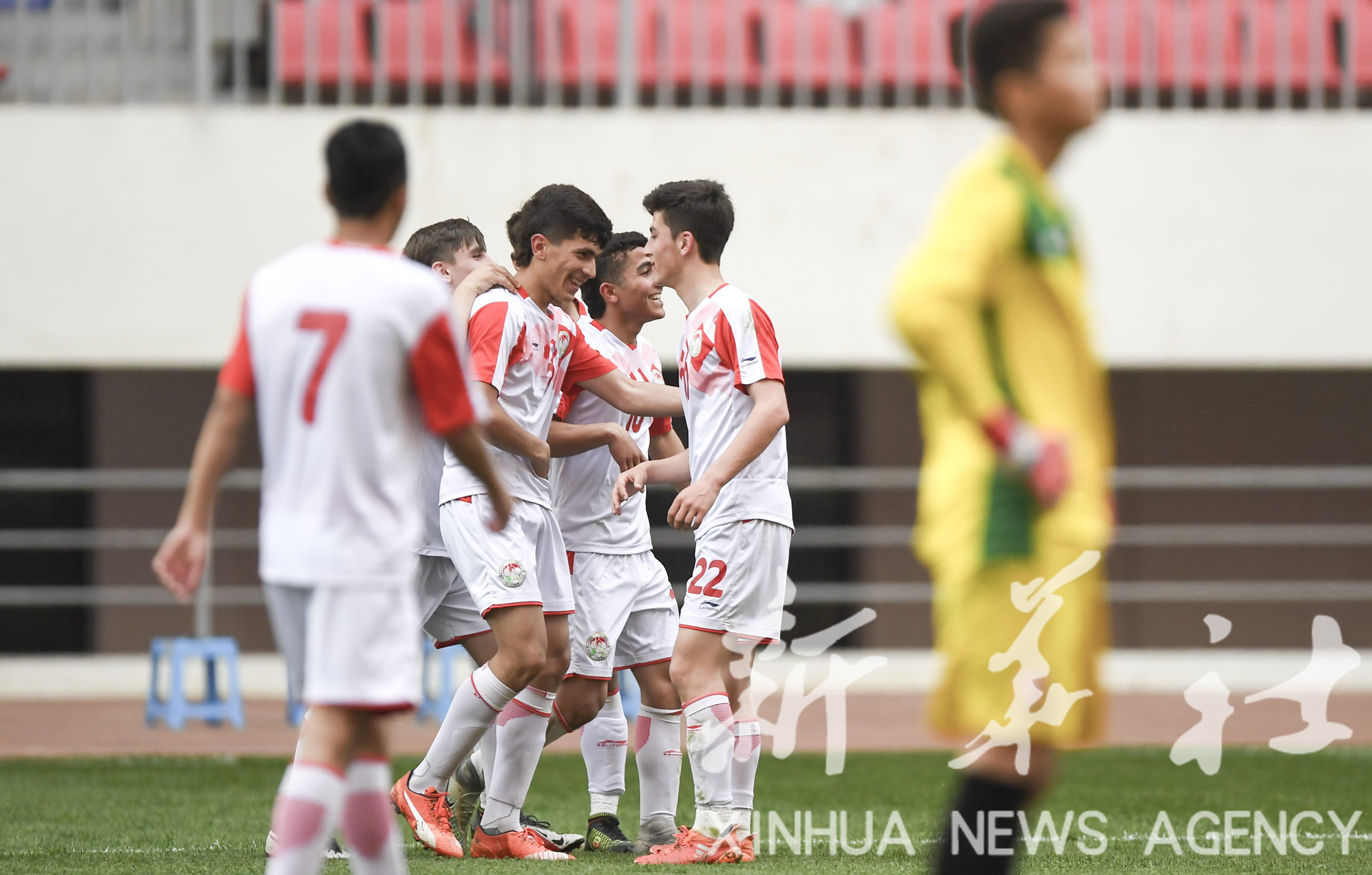 世预赛朝鲜2-2吉尔吉斯斯坦朝鲜补时遭绝平的简单介绍  第2张