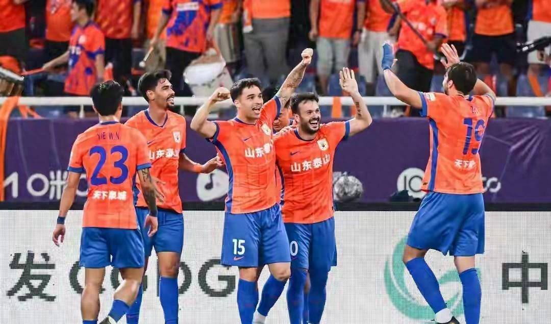 泰山距前四8分山东泰山6-0复仇北京国安缩小与争冠球队积分差的简单介绍 第2张 泰山距前四8分山东泰山6-0复仇北京国安缩小与争冠球队积分差的简单介绍 第2张