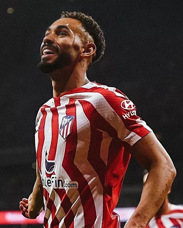 萨拉维亚官宣将离开狼队球员合约到期  第1张