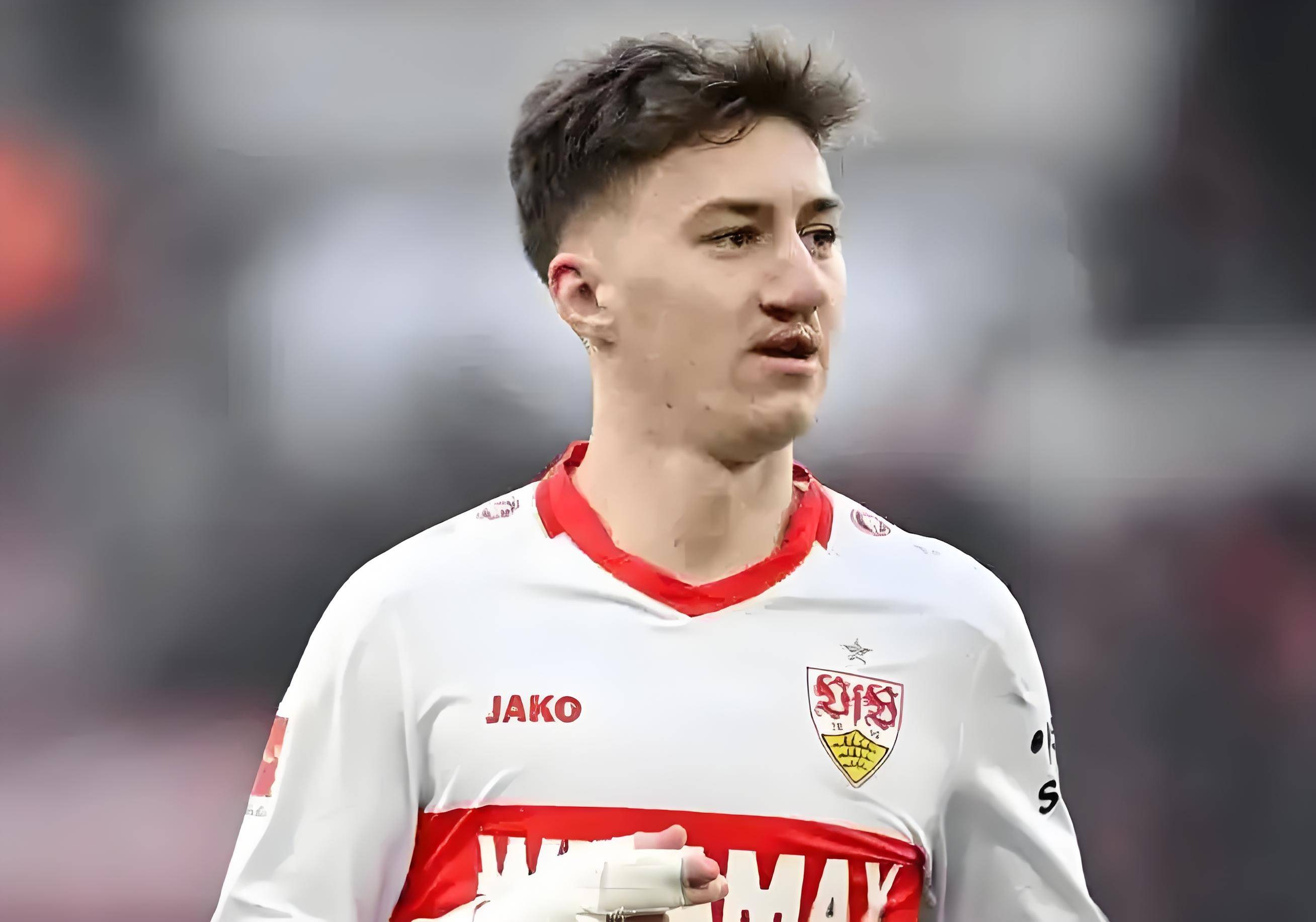 包含记者:皇马认为阵容已确定夏窗或不会再补强的词条 第2张 包含记者:皇马认为阵容已确定夏窗或不会再补强的词条 第2张