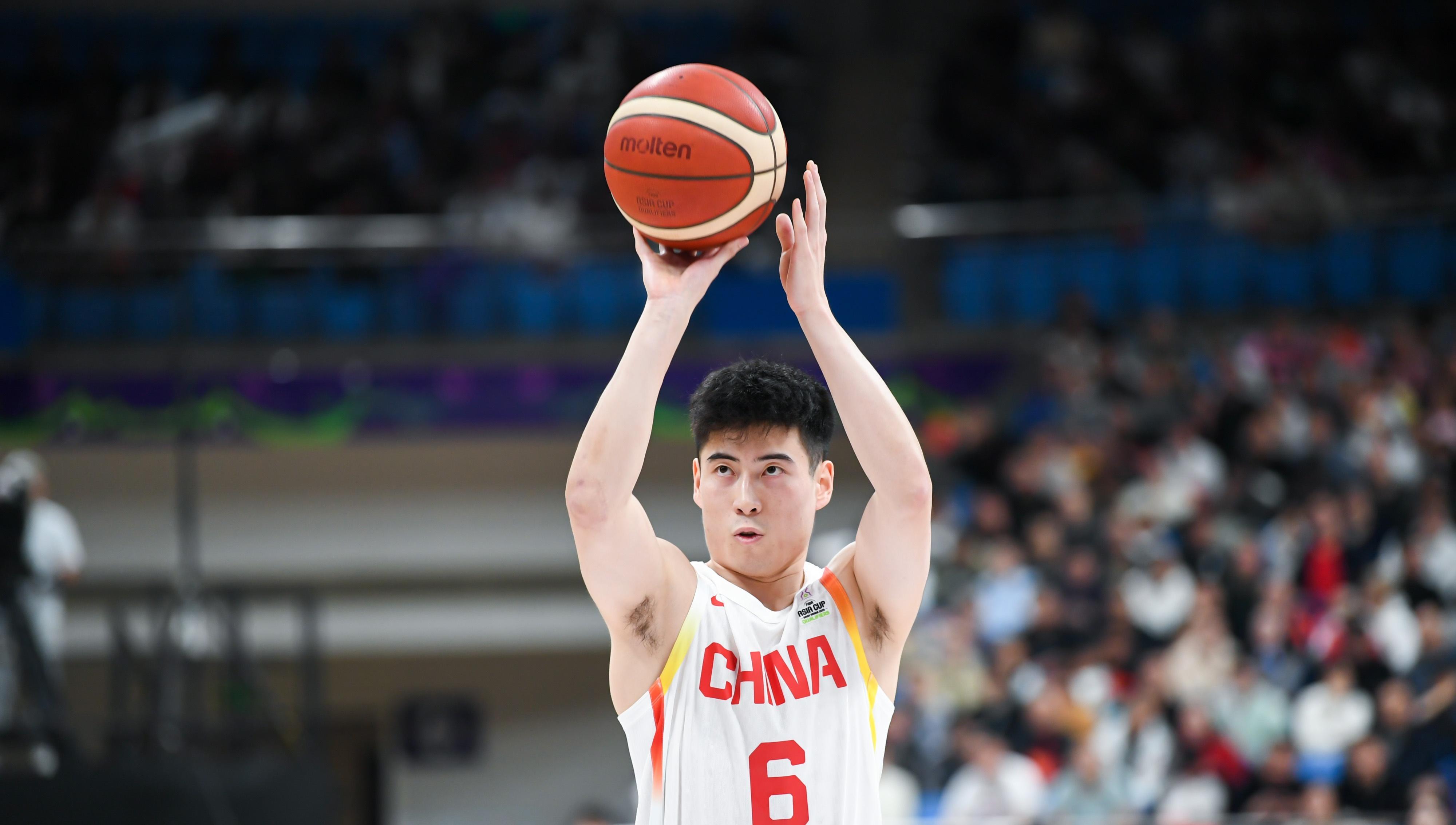 王俊杰入选男篮亚洲杯最佳阵容场均13分4.2板的简单介绍 第1张 王俊杰入选男篮亚洲杯最佳阵容场均13分4.2板的简单介绍 第1张