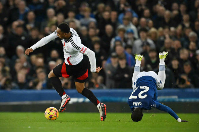 包含英超埃弗顿2-0富勒姆盖伊破门基恩头球建功的词条  第2张