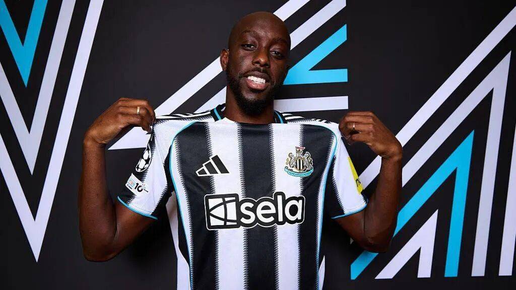 纽卡伊萨克今年夏天不会被出售转会风波暂告段落的简单介绍 第2张 纽卡伊萨克今年夏天不会被出售转会风波暂告段落的简单介绍 第2张