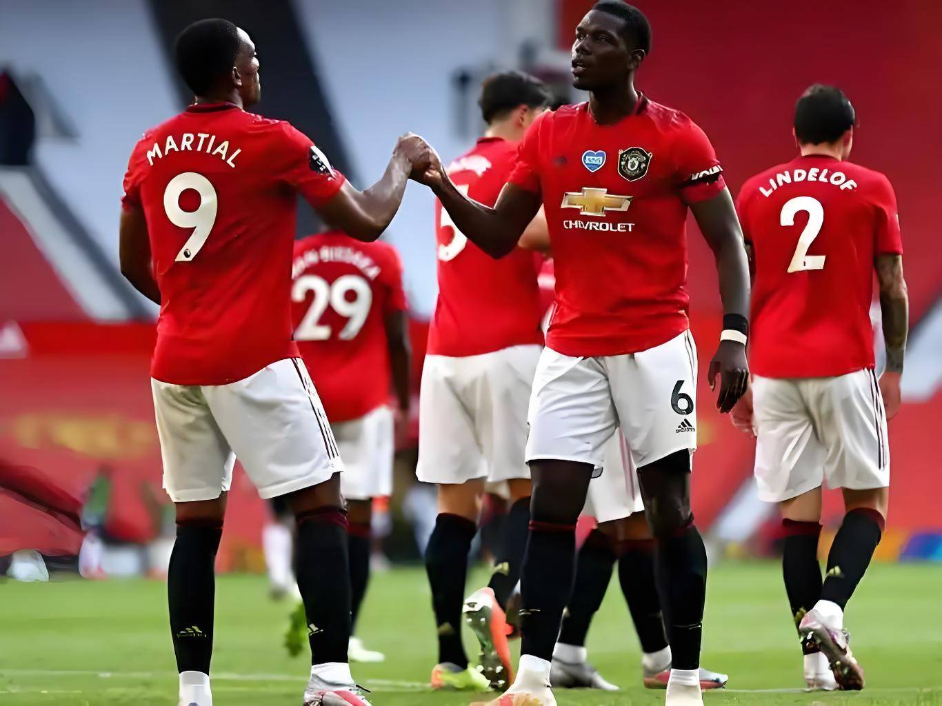 曼联取得英超三连胜红魔状态回升  第1张